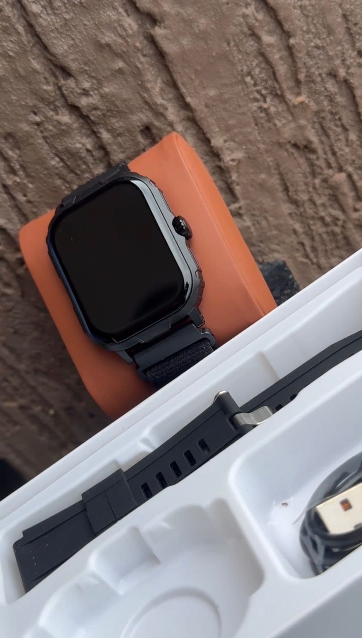 Fendior - View 2 | Available in Uganda