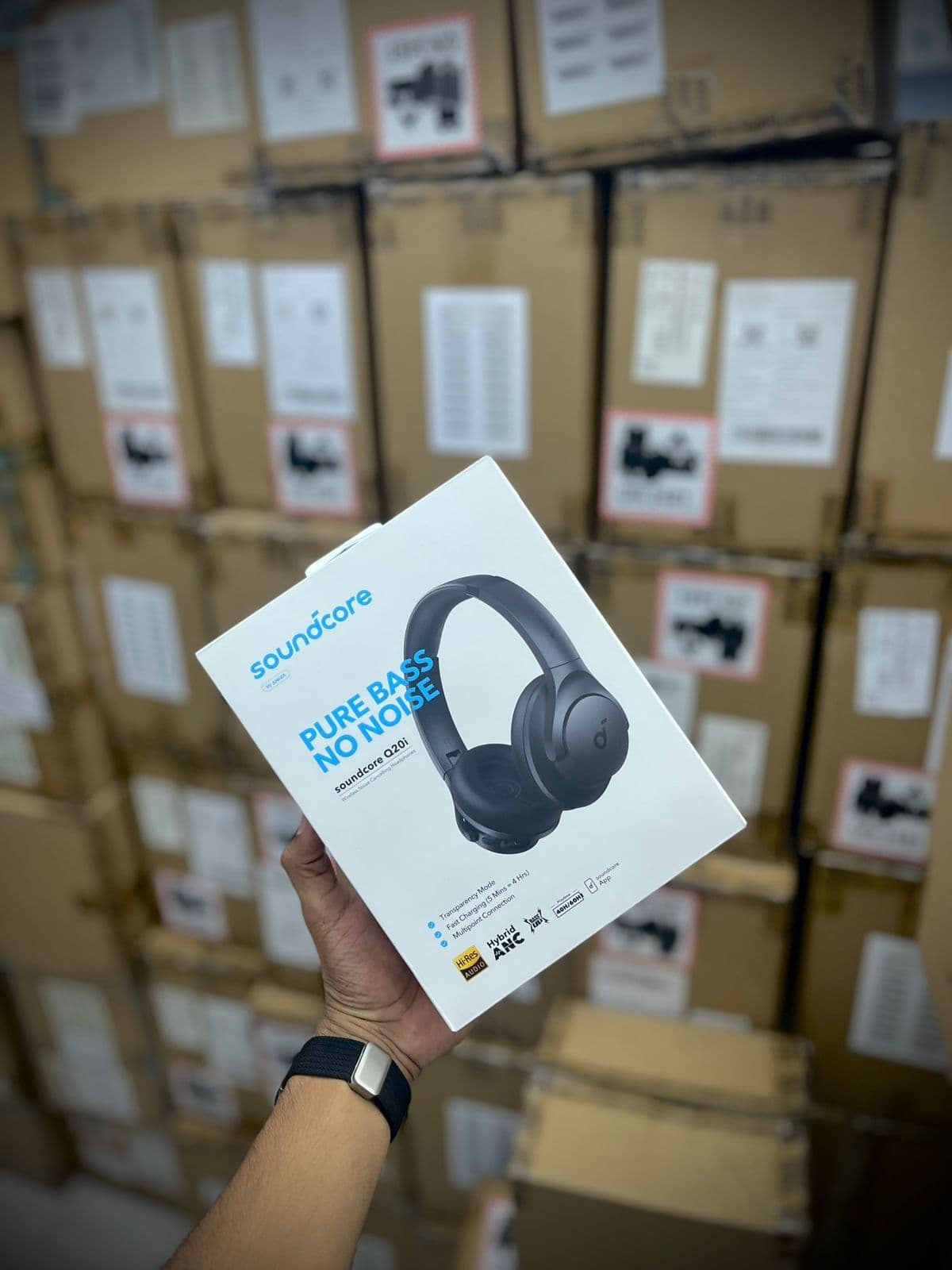 Soundcore Q11i - View 2 | Available in Uganda